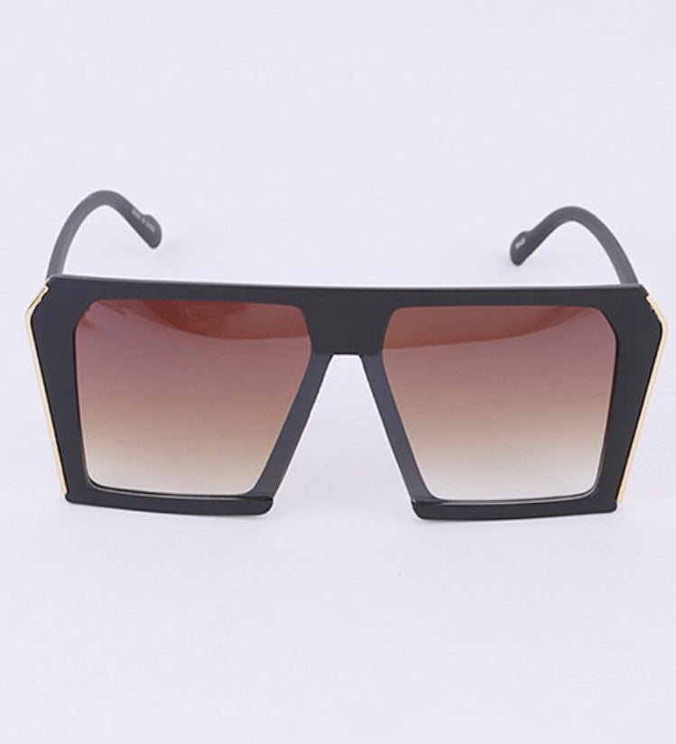 Oversized Squared Shades